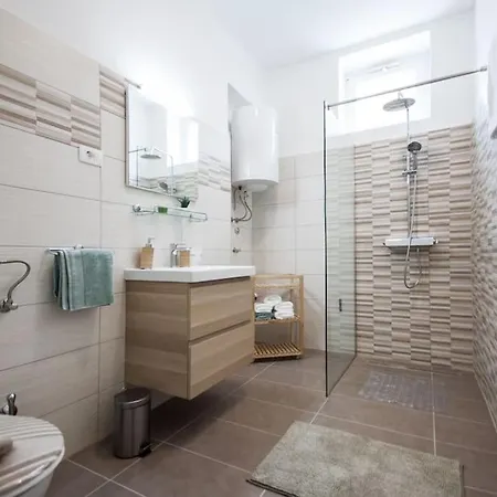 House Katarina With Private Swiming Pool