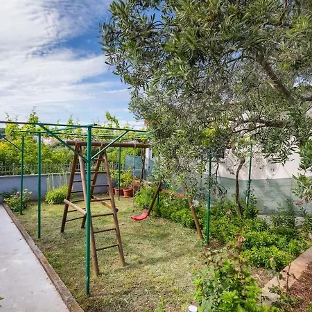 House Katarina Private Heated Swimming Pool فيلة