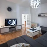 House Katarina Private Heated Swimming Pool Vila *