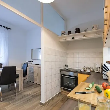 House Katarina With Private Swiming Pool Pula