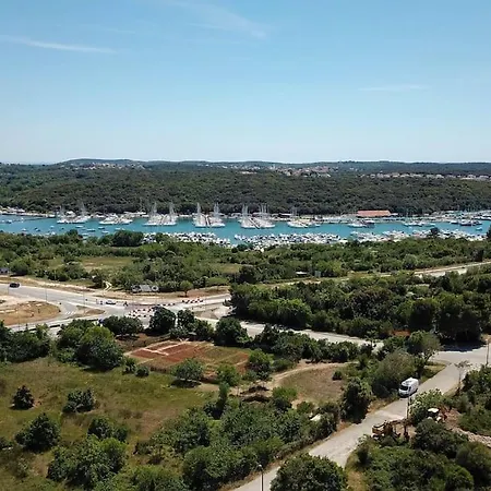 House Katarina With Private Swiming Pool Pula