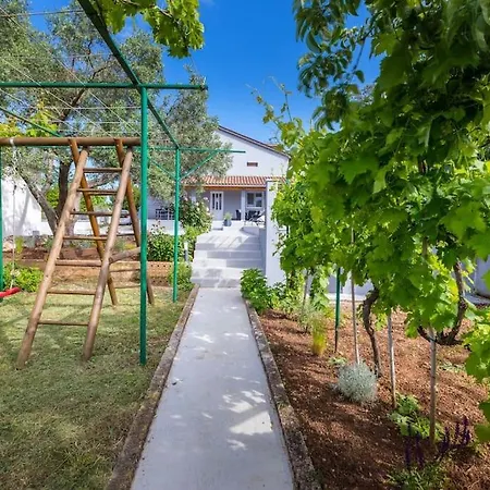 House Katarina With Private Swiming Pool *