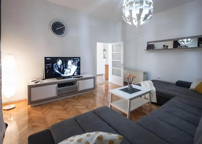 House Katarina Private Heated Swimming Pool Vila *