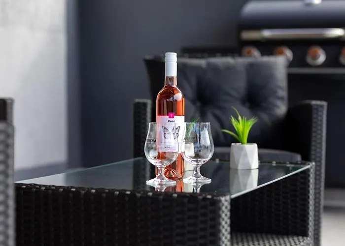 House Katarina Private Heated Swimming Pool