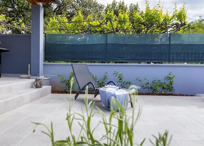 Vila House Katarina Private Heated Swimming Pool *