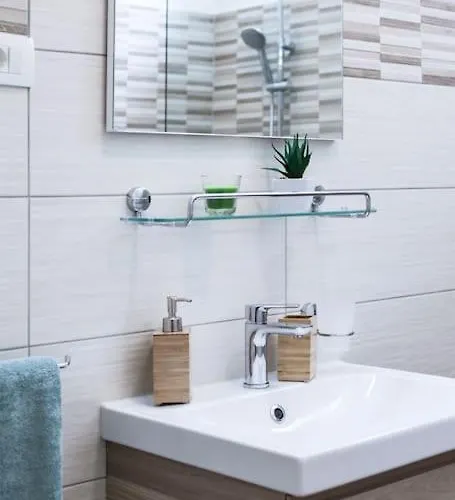 House Katarina Private Heated Swimming Pool *