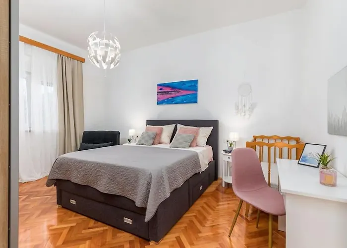 House Katarina Private Heated Swimming Pool Villa